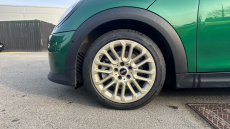 MINI Cooper 1.5 C Exclusive 3dr Auto Petrol Hatchback